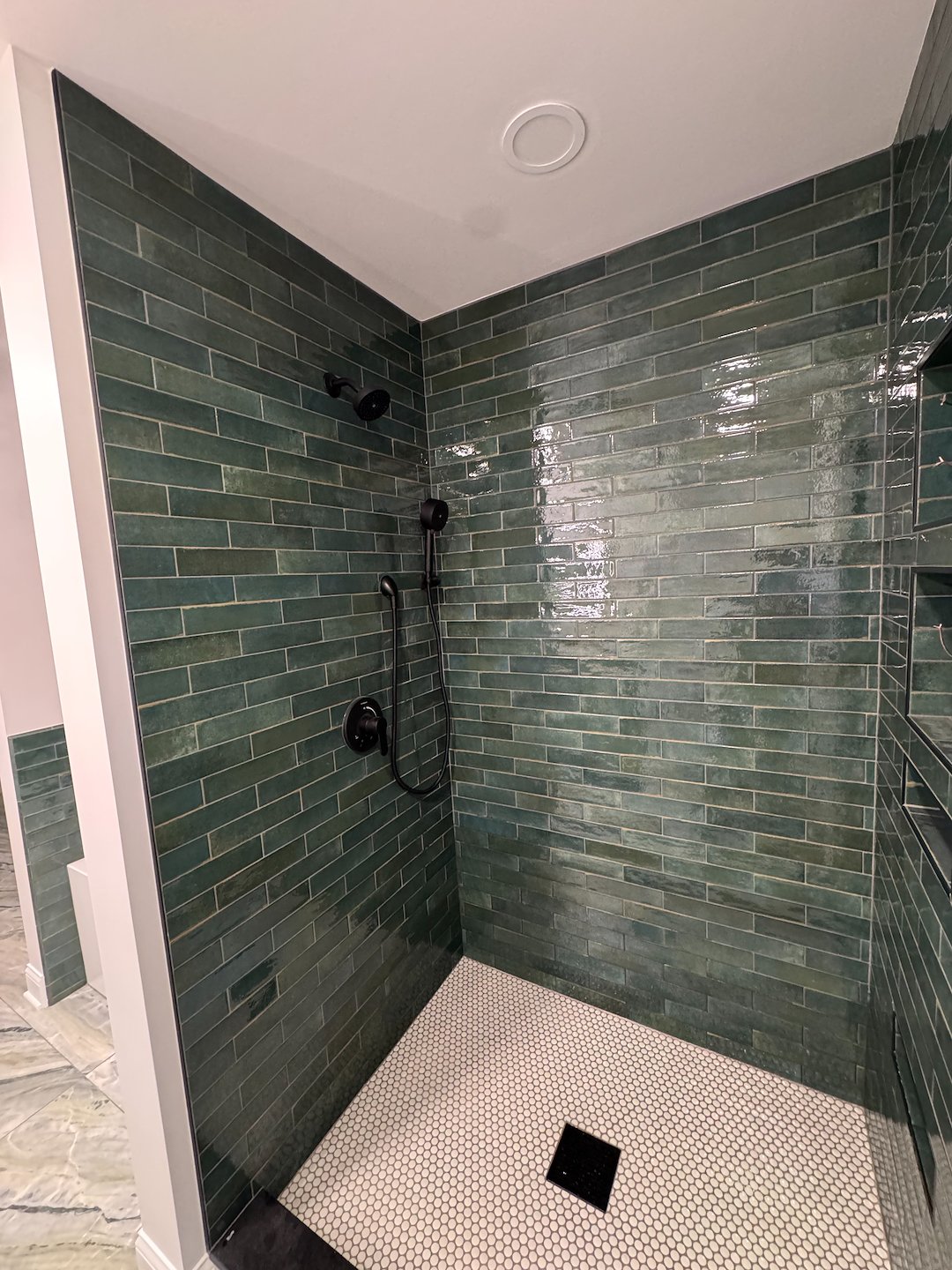 A Plus Decorating Inc. – Lake Zurich Painting Contractor Thumbnail