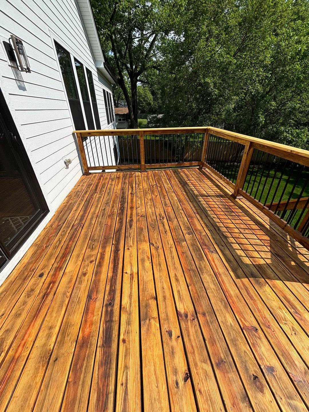 Deck Repair & Deck Staining in Arlington Heights Thumbnail